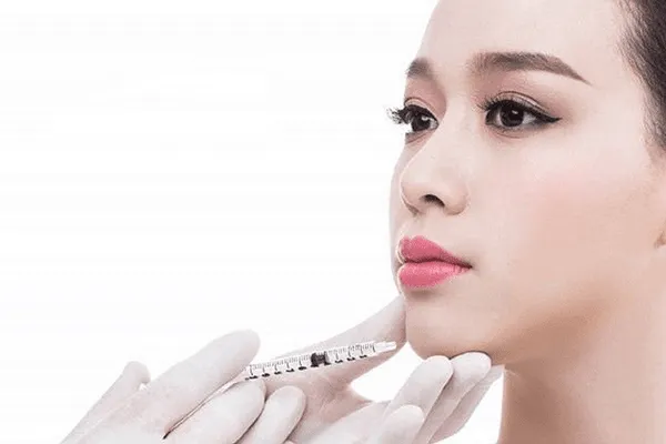 Tiêm filler cằm có đau không? Bao lâu thì ổn định?